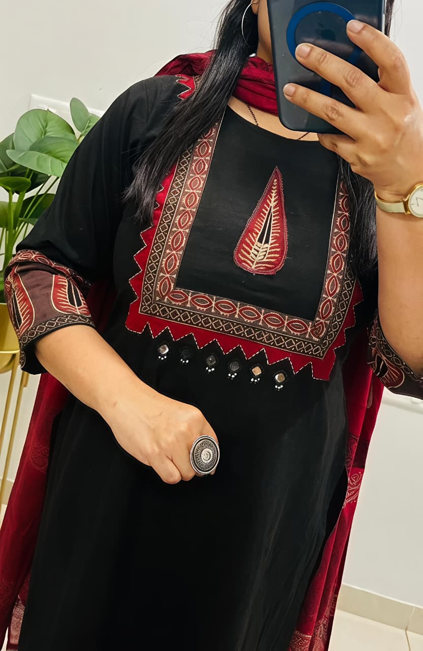 New straight kurta 3 pcs set with new style 👗(SWSK50) - SortedMart