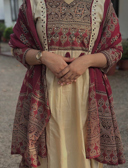 💞💞 Beautiful A-line Kurti with Original Mirror Work 🥰 🥰 (RD027) - SortedMart