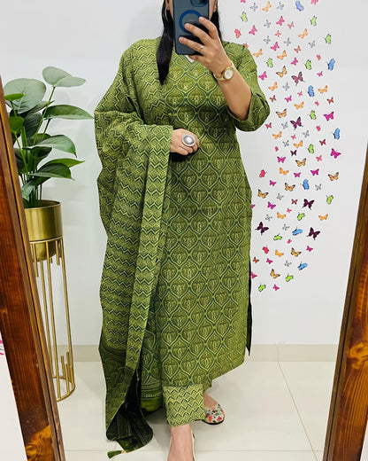 💃 Beautiful Floral Printed Cotton Kurti(SWSK54) - SortedMart