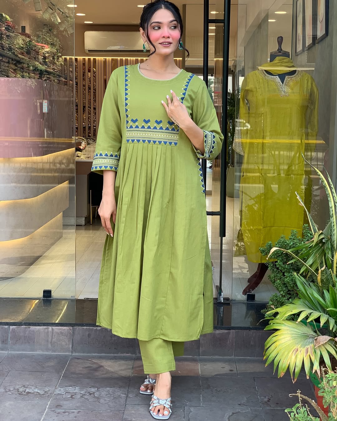 💃 Beautiful Pure Cotton Fabric Kurti Pant set special for festivals ☺️ 🫶🏻💃 (SWSK34) - SortedMart