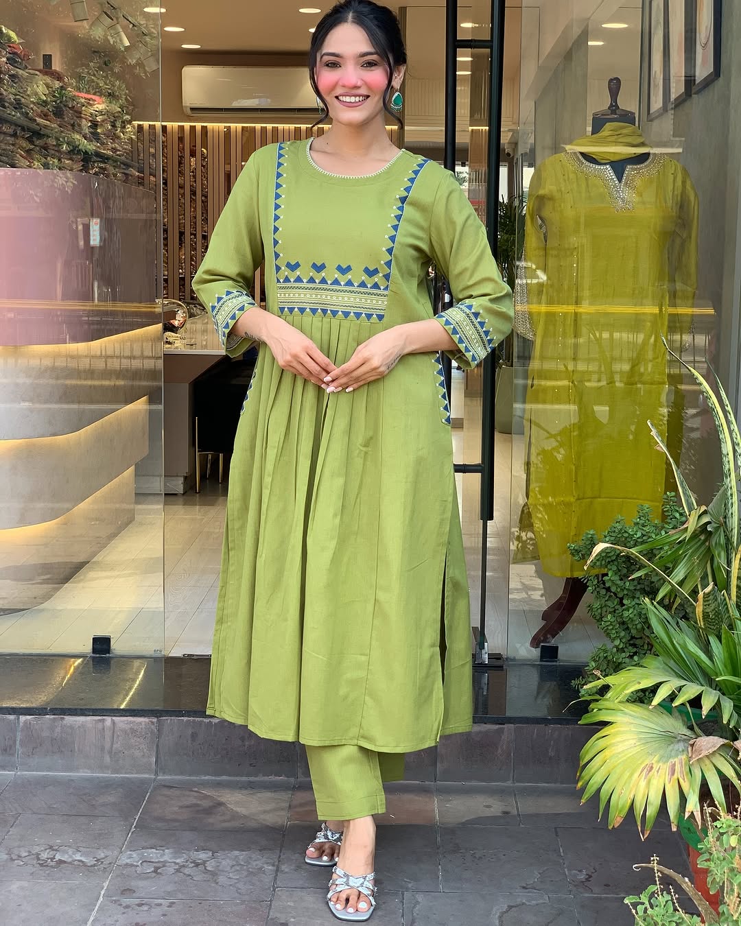 💃 Beautiful Pure Cotton Fabric Kurti Pant set special for festivals ☺️ 🫶🏻💃 (SWSK34) - SortedMart