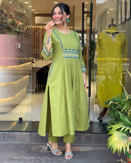 💃 Beautiful Pure Cotton Fabric Kurti Pant set special for festivals ☺️ 🫶🏻💃 (SWSK34) - SortedMart