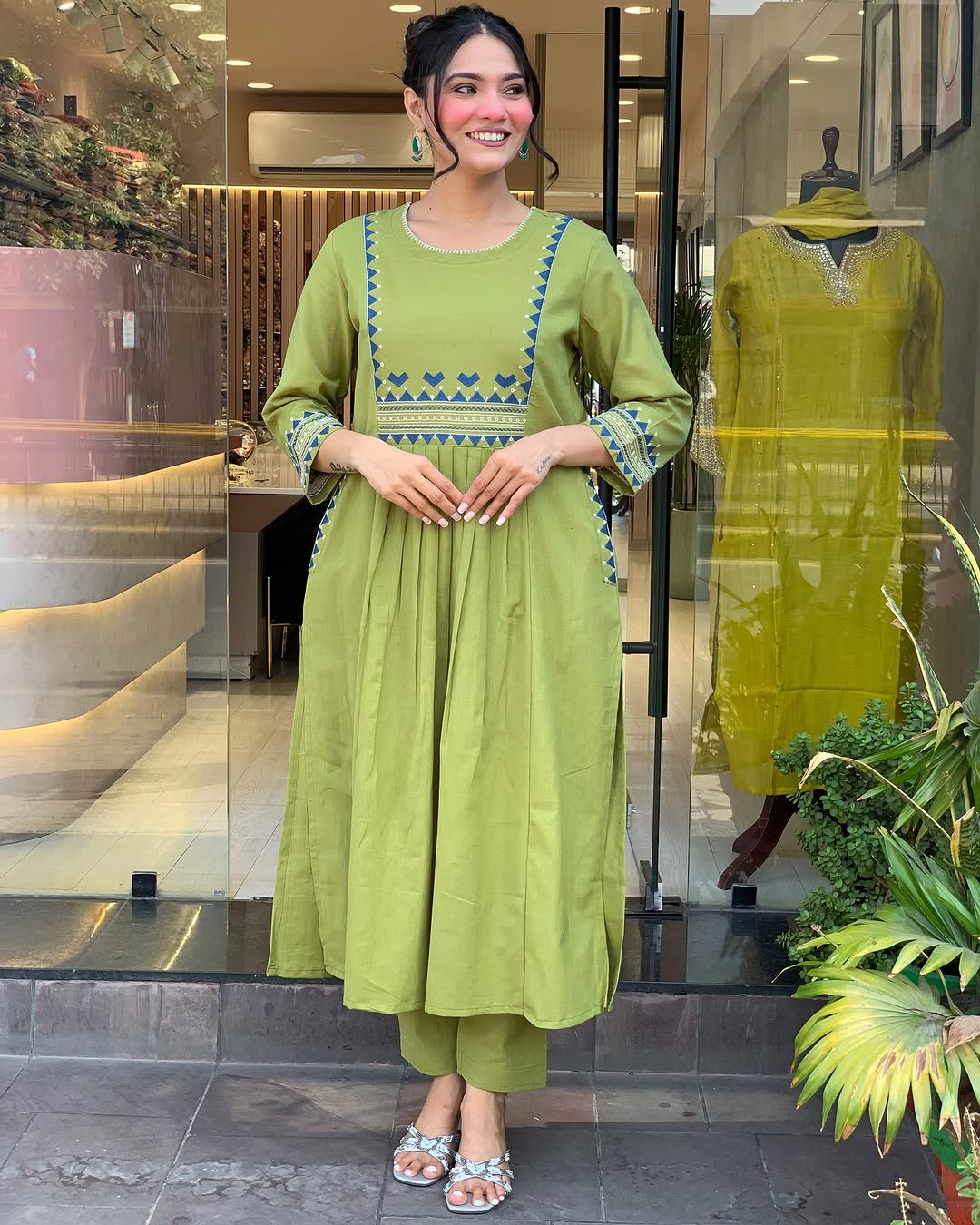 💃 Beautiful Pure Cotton Fabric Kurti Pant set special for festivals ☺️ 🫶🏻💃 (SWSK34) - SortedMart