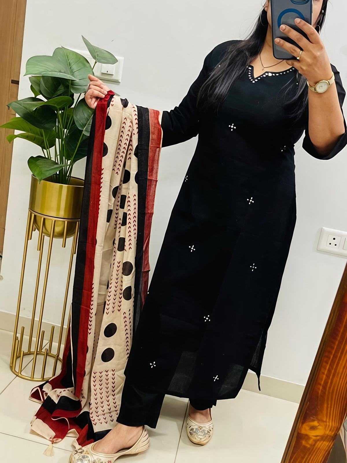 Elegant Kurta Set with Handcrafted Striped Dupatta(SWSK46) - SortedMart