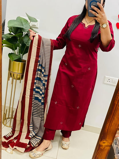 Elegant Kurta Set with Handcrafted Striped Dupatta(SWSK46) - SortedMart