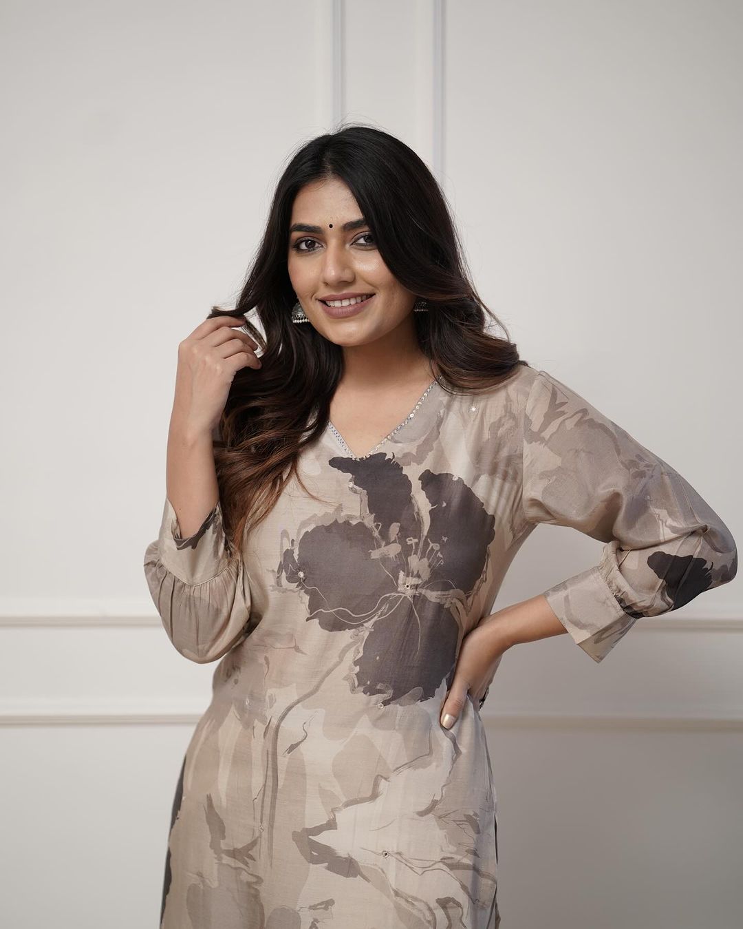 💃Enjoy New Floral Kurta Pant set with amazing lace Work ❤️(RD03) - SortedMart