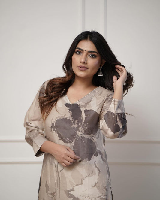 💃Enjoy New Floral Kurta Pant set with amazing lace Work ❤️(RD03) - SortedMart