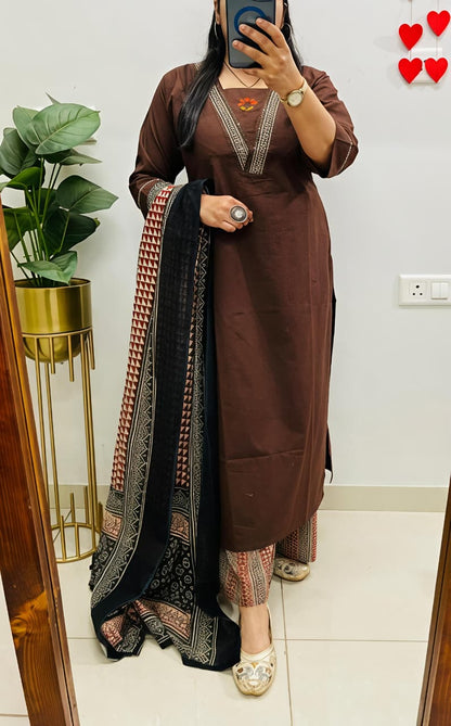 Perfect for festive wear, small functions & daily elegance (SWSK52) - SortedMart