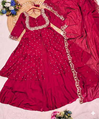 Tradition Meets Modern Grace in This Stunning Ethnic Ensemble (RRRD31) - SortedMart